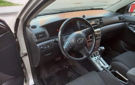 Toyota Corolla, 2004 год, 620 000 рублей, 10 фотография