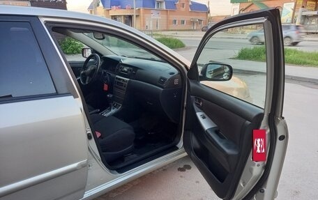 Toyota Corolla, 2004 год, 620 000 рублей, 14 фотография