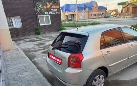 Toyota Corolla, 2004 год, 620 000 рублей, 3 фотография