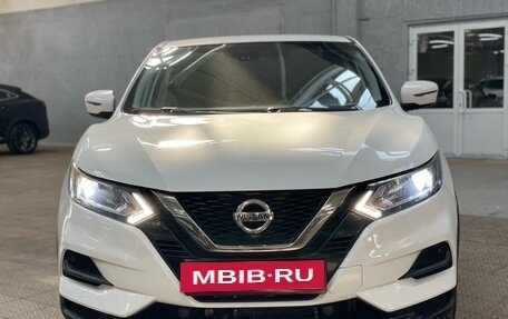 Nissan Qashqai, 2022 год, 1 850 000 рублей, 2 фотография
