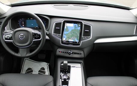 Volvo XC90 II рестайлинг, 2023 год, 6 100 000 рублей, 7 фотография