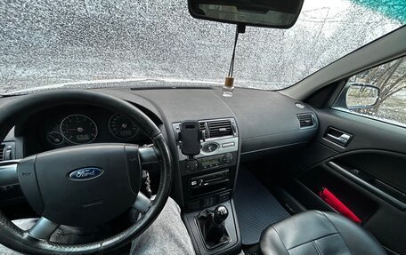 Ford Mondeo III, 2005 год, 330 000 рублей, 11 фотография
