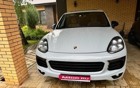 Porsche Cayenne III, 2015 год, 4 400 000 рублей, 2 фотография