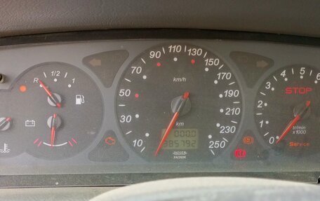 Citroen C5 I рестайлинг, 2002 год, 200 000 рублей, 9 фотография