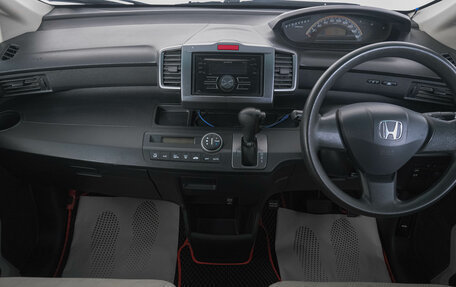 Honda Freed I, 2009 год, 799 000 рублей, 15 фотография