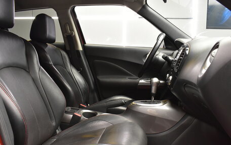 Nissan Juke II, 2011 год, 850 000 рублей, 9 фотография