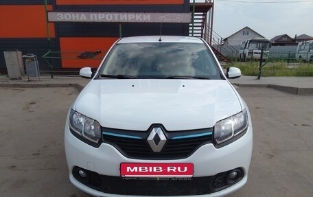 Renault Sandero II рестайлинг, 2014 год, 1 000 000 рублей, 4 фотография