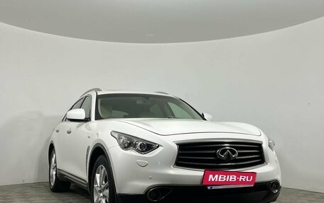 Infiniti FX II, 2013 год, 2 200 000 рублей, 3 фотография