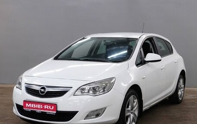 Opel Astra J, 2011 год, 630 000 рублей, 1 фотография