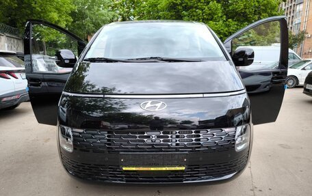 Hyundai Staria, 2022 год, 4 850 000 рублей, 1 фотография