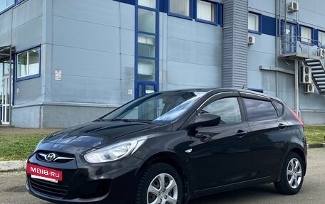 Hyundai Solaris II рестайлинг, 2012 год, 670 000 рублей, 2 фотография