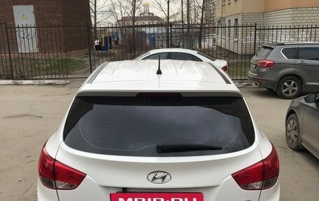 Hyundai ix35 I рестайлинг, 2013 год, 1 000 000 рублей, 4 фотография