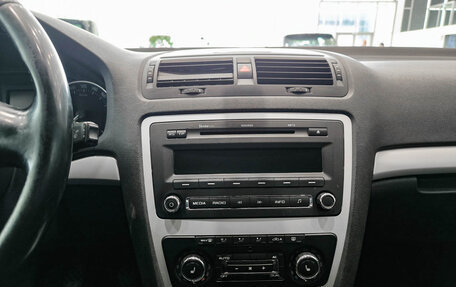 Skoda Octavia, 2010 год, 650 000 рублей, 18 фотография