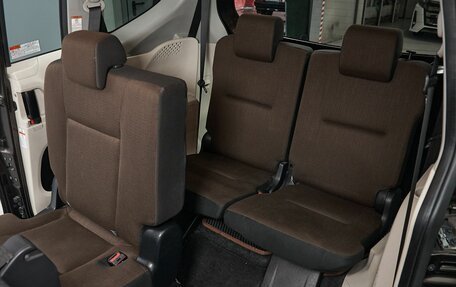 Toyota Sienta II, 2016 год, 1 270 000 рублей, 10 фотография