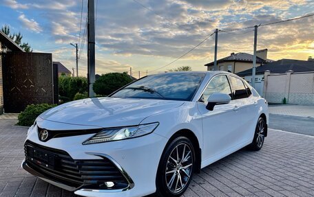 Toyota Camry, 2022 год, 3 600 000 рублей, 3 фотография