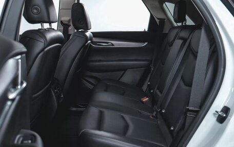 Cadillac XT5 I рестайлинг, 2018 год, 2 600 000 рублей, 15 фотография
