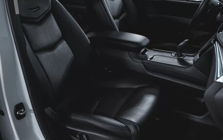 Cadillac XT5 I рестайлинг, 2018 год, 2 600 000 рублей, 16 фотография