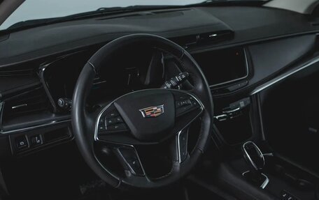 Cadillac XT5 I рестайлинг, 2018 год, 2 600 000 рублей, 21 фотография