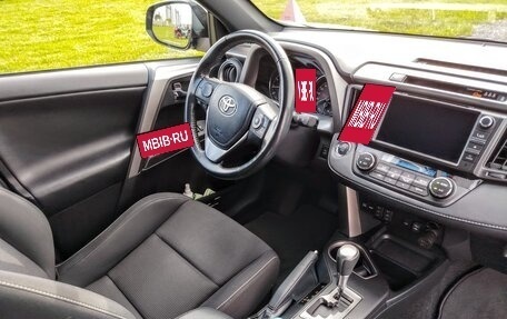 Toyota RAV4, 2019 год, 2 480 000 рублей, 9 фотография