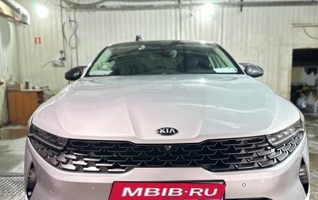 KIA K5, 2021 год, 2 300 000 рублей, 2 фотография