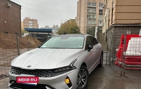 KIA K5, 2021 год, 2 300 000 рублей, 32 фотография