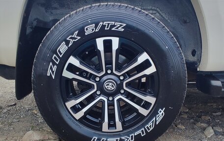Toyota Hilux Surf IV, 2008 год, 2 140 000 рублей, 7 фотография