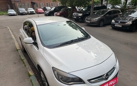 Opel Astra J, 2012 год, 950 000 рублей, 2 фотография