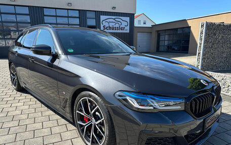 BMW 5 серия, 2023 год, 7 400 000 рублей, 3 фотография