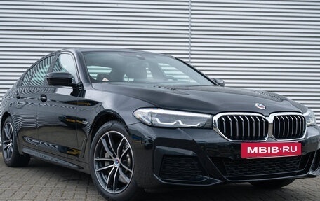 BMW 5 серия, 2023 год, 5 415 000 рублей, 2 фотография