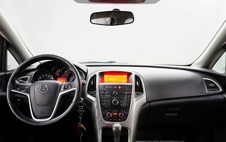 Opel Astra J, 2011 год, 630 000 рублей, 9 фотография