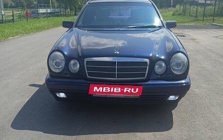Mercedes-Benz E-Класс, 1997 год, 335 000 рублей, 9 фотография