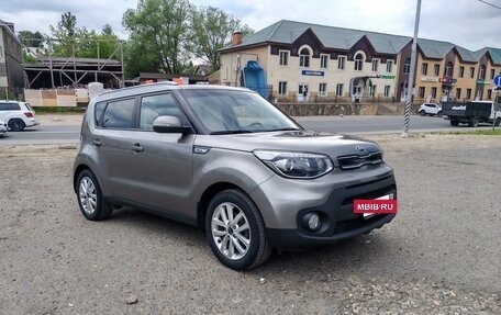 KIA Soul II рестайлинг, 2017 год, 1 525 000 рублей, 2 фотография