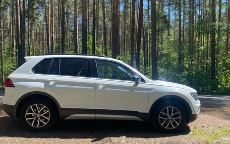 Volkswagen Tiguan II, 2019 год, 2 500 000 рублей, 17 фотография