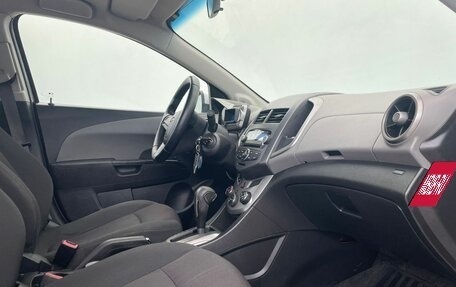 Chevrolet Aveo III, 2013 год, 740 000 рублей, 10 фотография