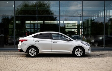Hyundai Solaris II рестайлинг, 2021 год, 1 650 000 рублей, 8 фотография