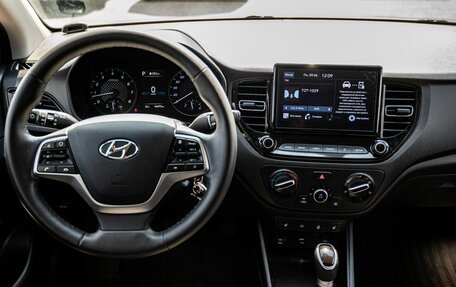 Hyundai Solaris II рестайлинг, 2021 год, 1 650 000 рублей, 19 фотография