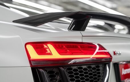 Audi R8, 2016 год, 14 990 000 рублей, 9 фотография