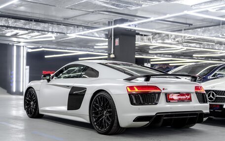 Audi R8, 2016 год, 14 990 000 рублей, 8 фотография
