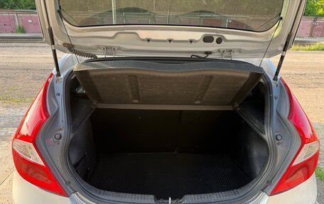 Hyundai Solaris II рестайлинг, 2013 год, 670 000 рублей, 16 фотография