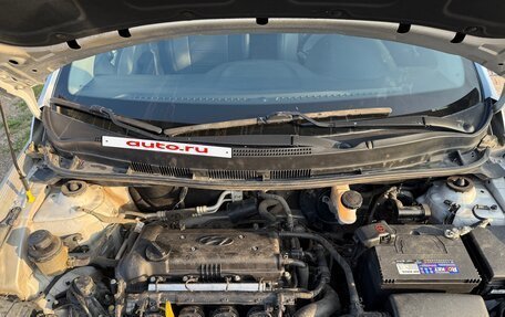 Hyundai Solaris II рестайлинг, 2013 год, 670 000 рублей, 20 фотография
