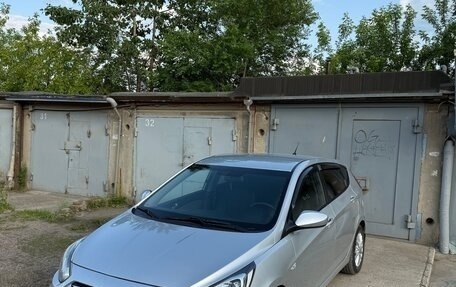 Hyundai Solaris II рестайлинг, 2013 год, 670 000 рублей, 12 фотография