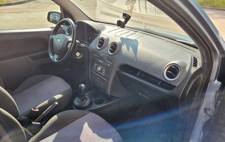 Ford Fusion I, 2006 год, 500 000 рублей, 13 фотография
