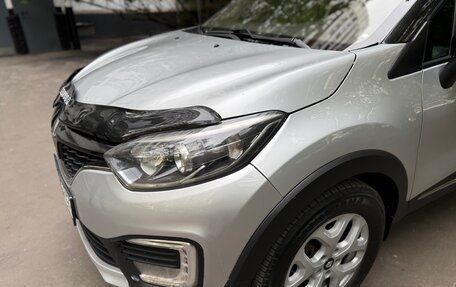 Renault Kaptur I рестайлинг, 2017 год, 1 075 000 рублей, 3 фотография