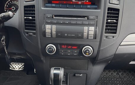 Mitsubishi Pajero IV, 2012 год, 2 590 000 рублей, 32 фотография