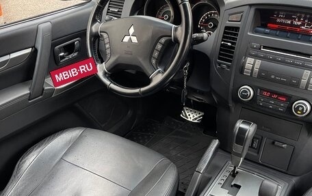 Mitsubishi Pajero IV, 2012 год, 2 590 000 рублей, 28 фотография