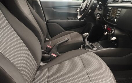 KIA Rio IV, 2017 год, 1 250 000 рублей, 18 фотография