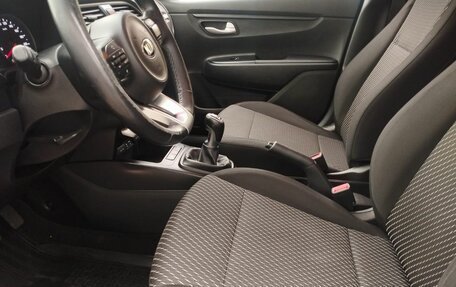 KIA Rio IV, 2017 год, 1 250 000 рублей, 27 фотография