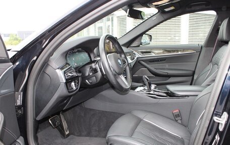 BMW 5 серия, 2023 год, 6 195 000 рублей, 5 фотография