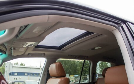 Lexus LX III, 2010 год, 2 800 000 рублей, 15 фотография