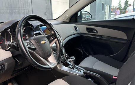 Chevrolet Cruze II, 2012 год, 950 000 рублей, 9 фотография